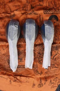 3 7 ช้อนงานศพ คนอายุเกินร้อยปี เศรษฐีเงินล้_0